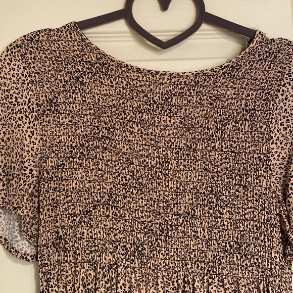 Urban Romantics Cheetah Print Ruched Babydoll Blouse - Picture 2 of 4